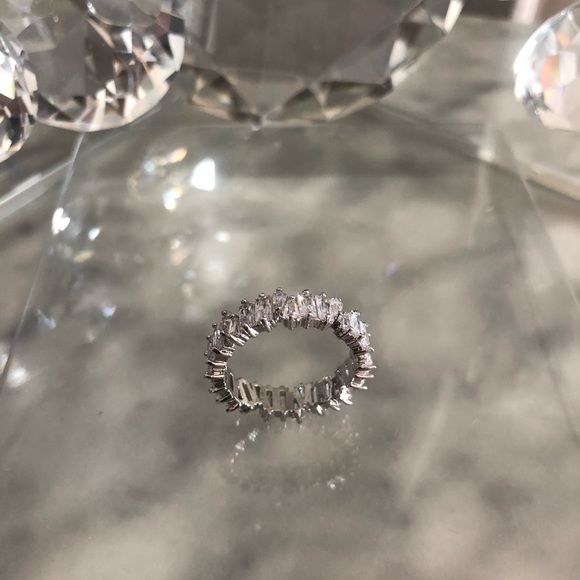 Gold Plated Baguette “T” Shape Stone Ring - Picture 13 of 13